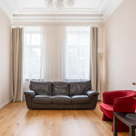 Appartement 4-bedroom Next To Old Town - Barona Street