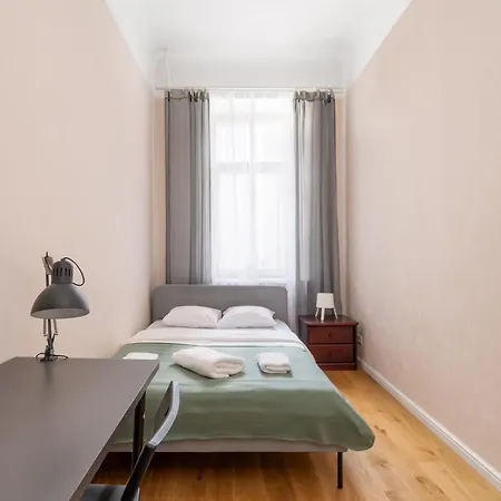 4-bedroom Next To Old Town - Barona Street *